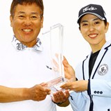 ライン読みが割れたのは1回だけ 笠りつ子とキャディの父が紡ぐ距離感