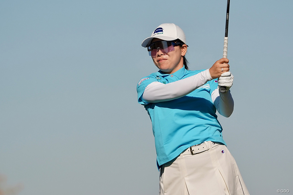 「明日も上位に」勝みなみ3打差3位で週末へ 渋野日向子、原英莉花ら予選落ち