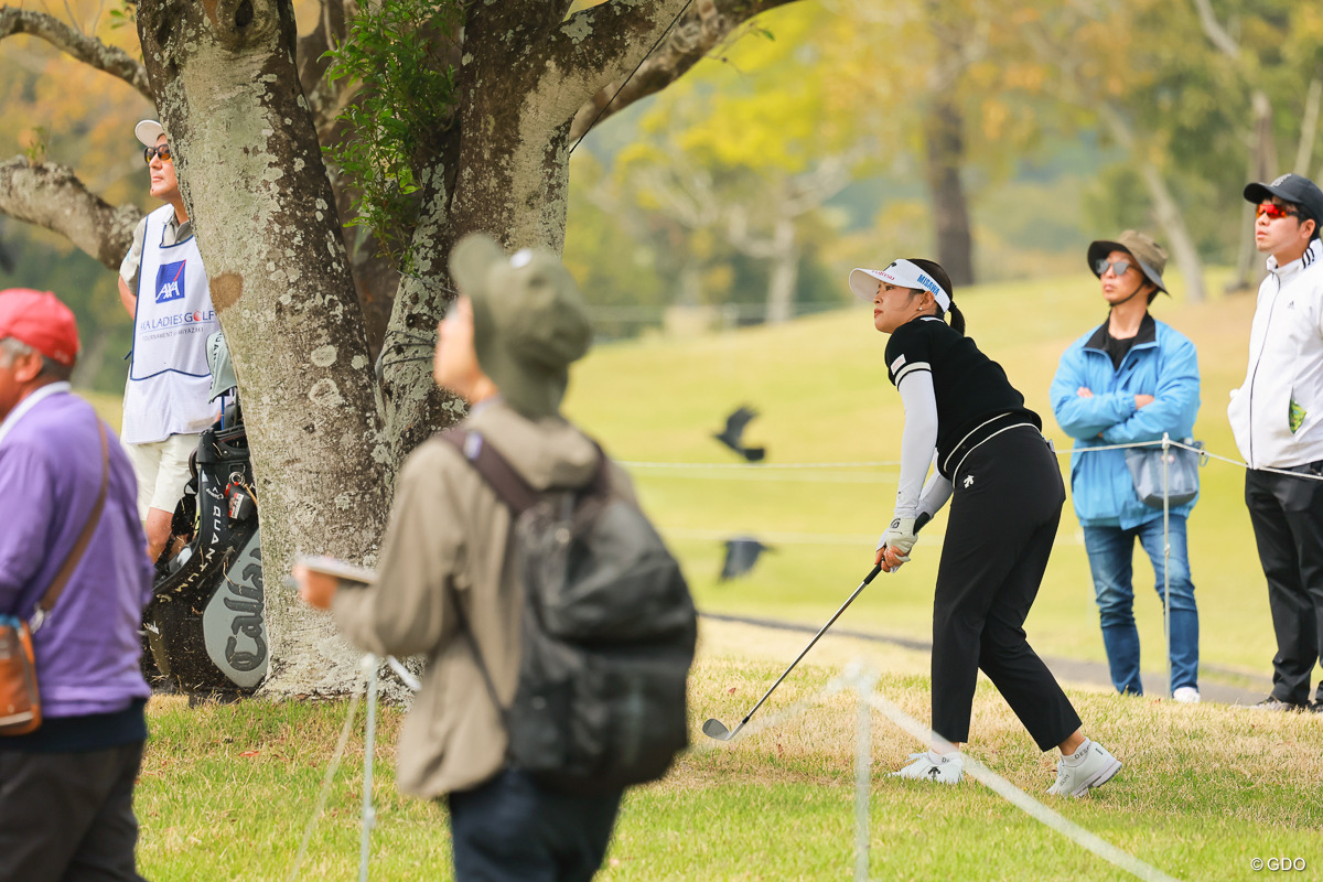 Hole18は難しいラフから 2026年 アクサレディスゴルフトーナメント in MIYAZAKI 最終日 柏原明日架