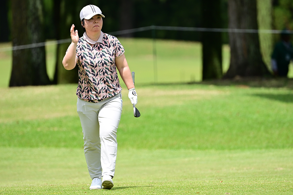 狙いはざっくり「あのへん」で レジェンドは56度のSWだけで寄せてきた／不動裕理コラム