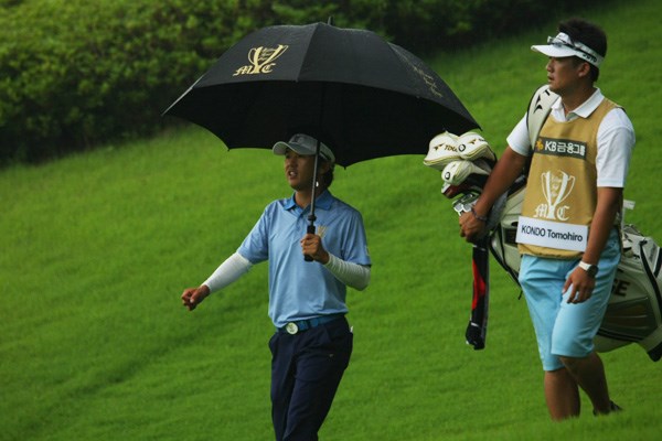 2011年 韓日プロゴルフ対抗戦 ミリオンヤードカップ 最終日 近藤共弘 最終日は午前中から強い雨。約1時間の中断もありました