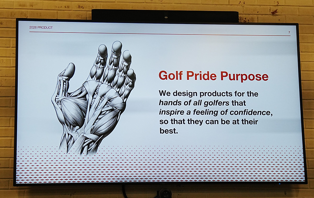 すべてのゴルファーの手に自信を与え、最高のパフォーマンスを発揮できるよう、製品をデザインしているという