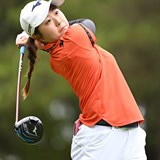 「ショットが安定」稲垣那奈子が地元で単独首位スタート 渋野日向子は57位