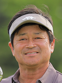 横田真一