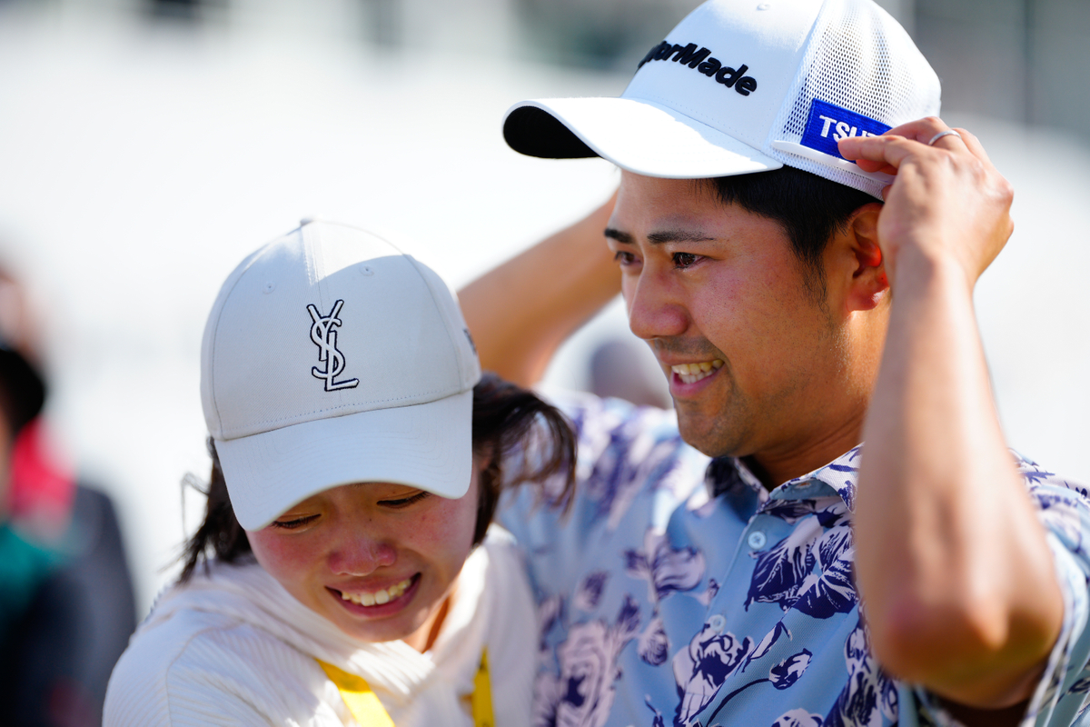 石坂友宏「鈴木さんがいたから僕がある」 不登校の時もゴルフも支えてくれた亡き師匠に捧げる初優勝