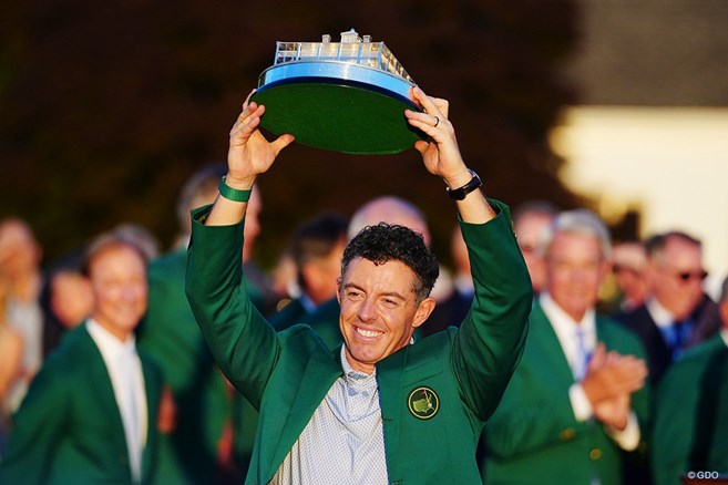 ロリー・マキロイがマスターズ連覇 タイガー・ウッズ以来24年ぶり 松山英樹は12位