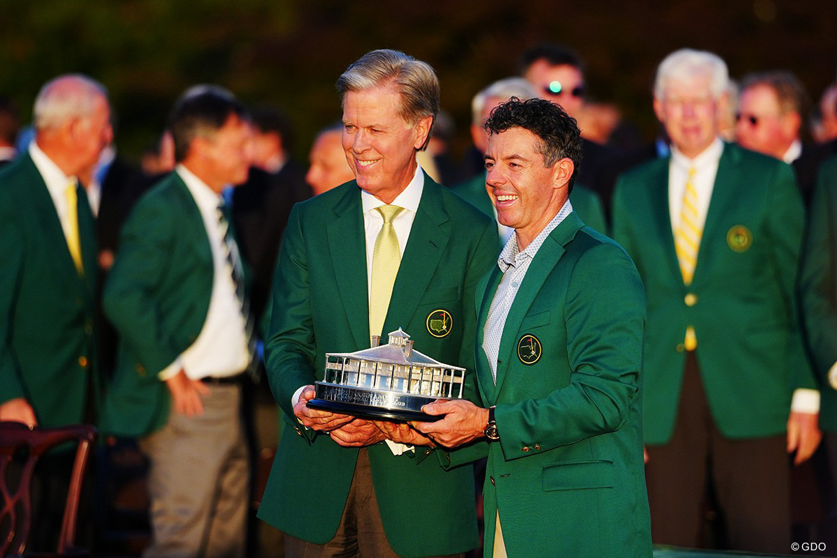 グリーンジャケットはチェアマンから マキロイ連覇で異例の表彰式