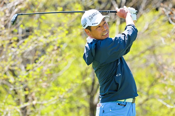 大会3勝目に王手をかけた兼本貴司 ※提供：日本プロゴルフ協会