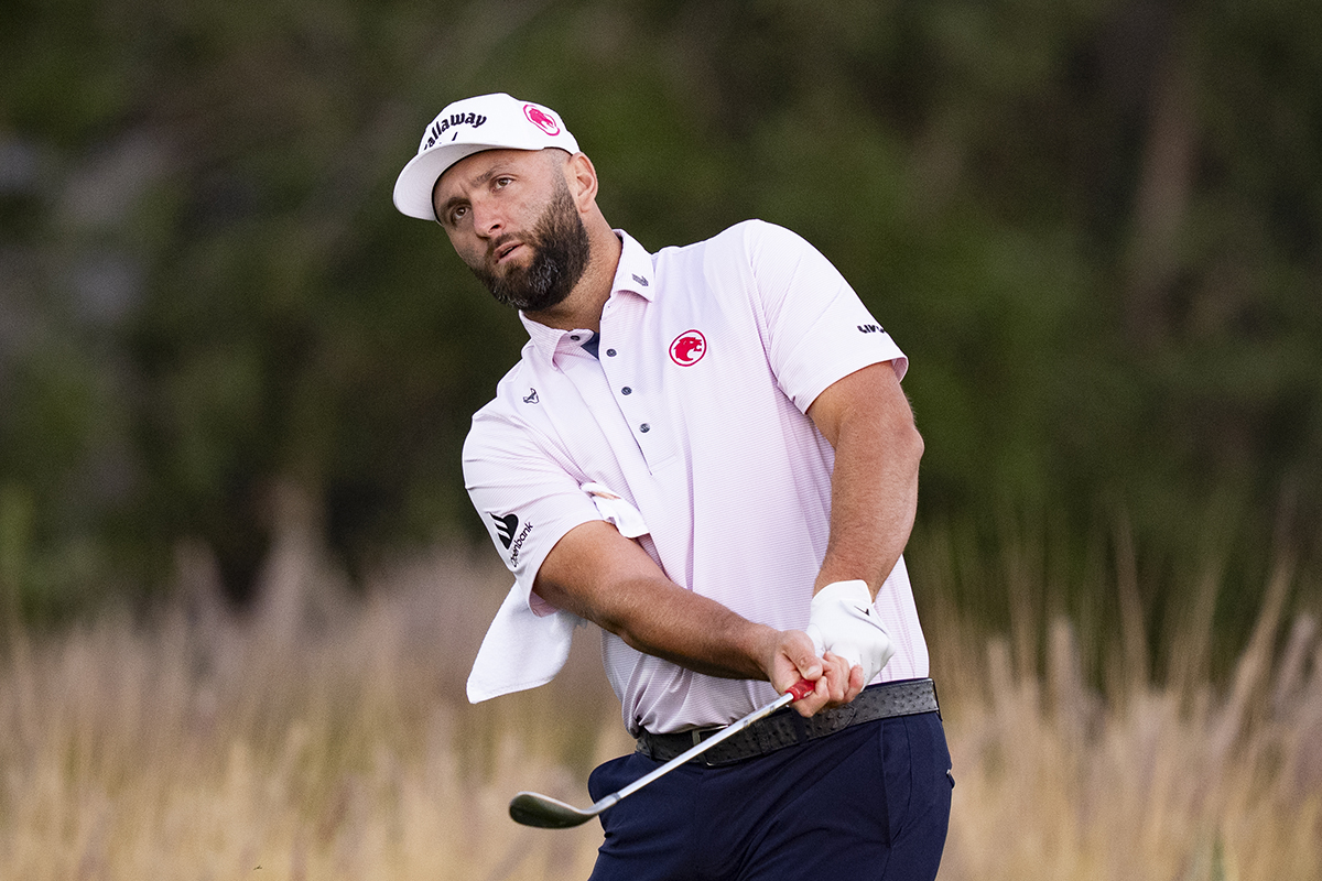 今季2勝目へジョン・ラームが首位でターン 浅地洋佑は16位に浮上