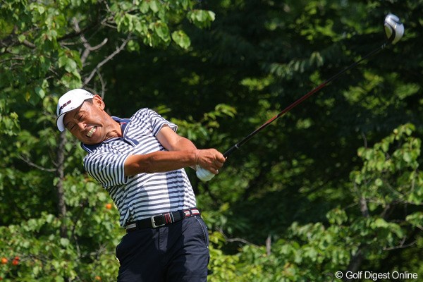 2011年 トータルエネルギーCUP PGAフィランスロピーシニアトーナメント 初日 高橋勝成