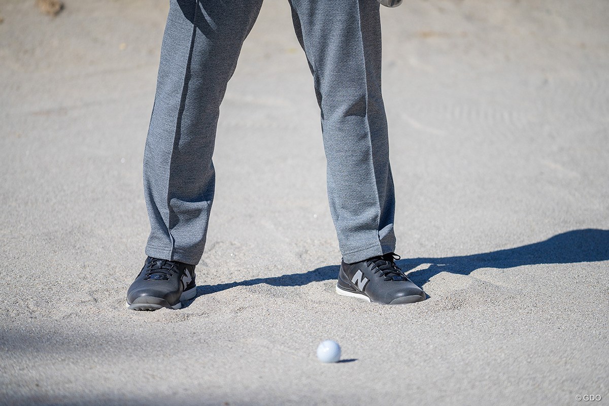 砂が多い場合こそ怖がらずに振り切るべし【藤田寛之アプローチのレシピ#20／砂が多いバンカーショット】