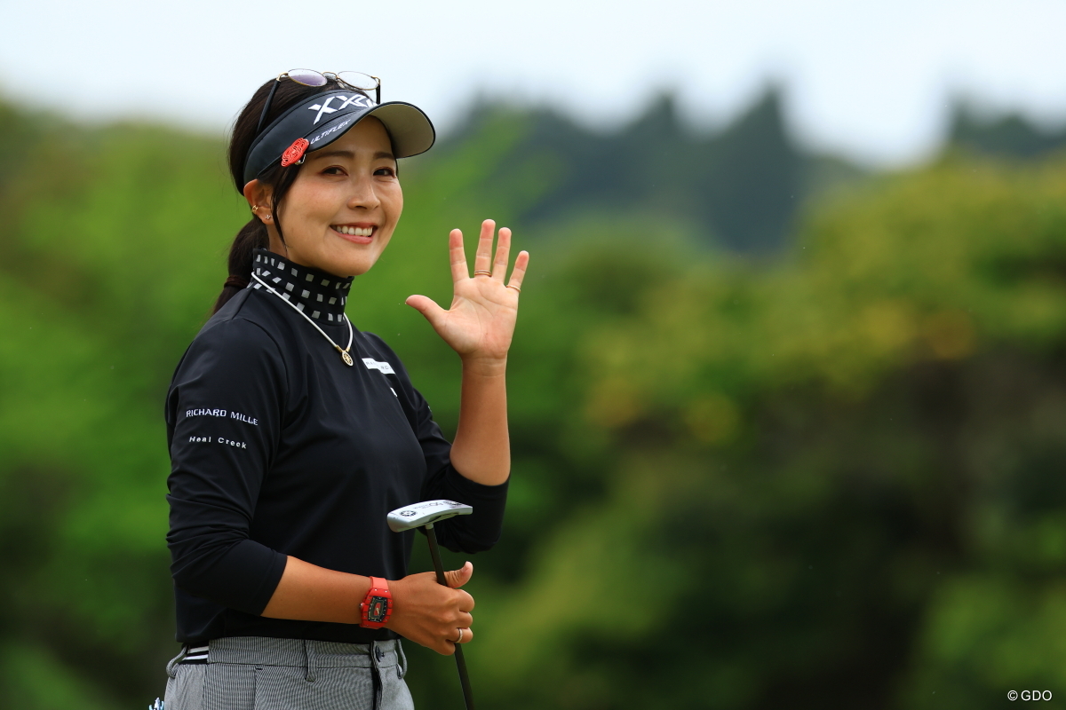 男子ツアー初日はどうだった？ 青木瀬令奈が体感した“早さ”と気にした“音”