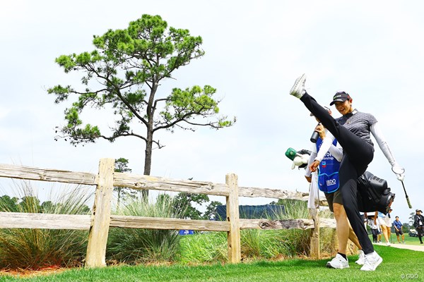 一足飛びにとはいかなかったが…原英莉花は29位で最終日へ