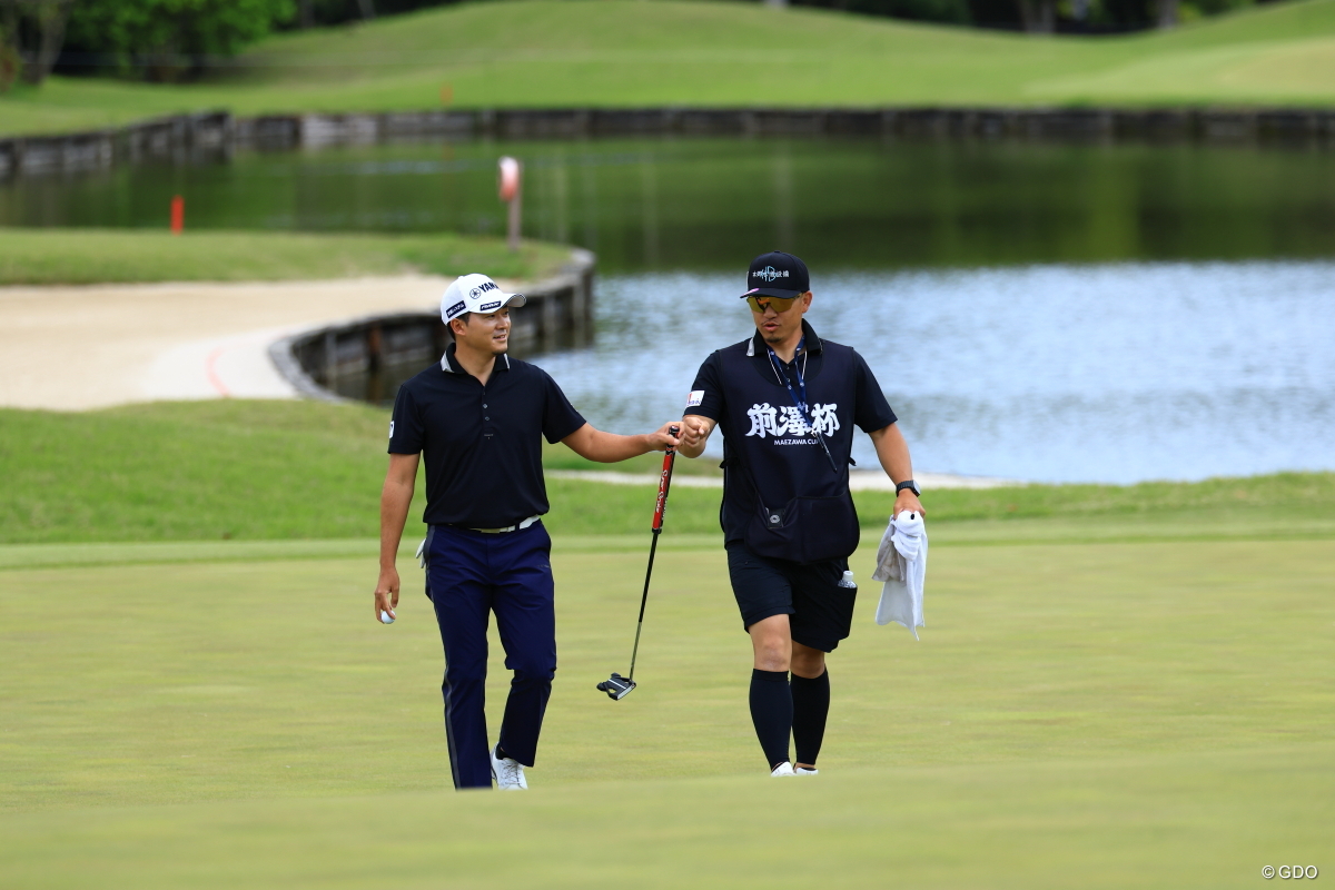 ナイスのグータッチ 2026年 前澤杯 MAEZAWA CUP 最終日 今平周吾