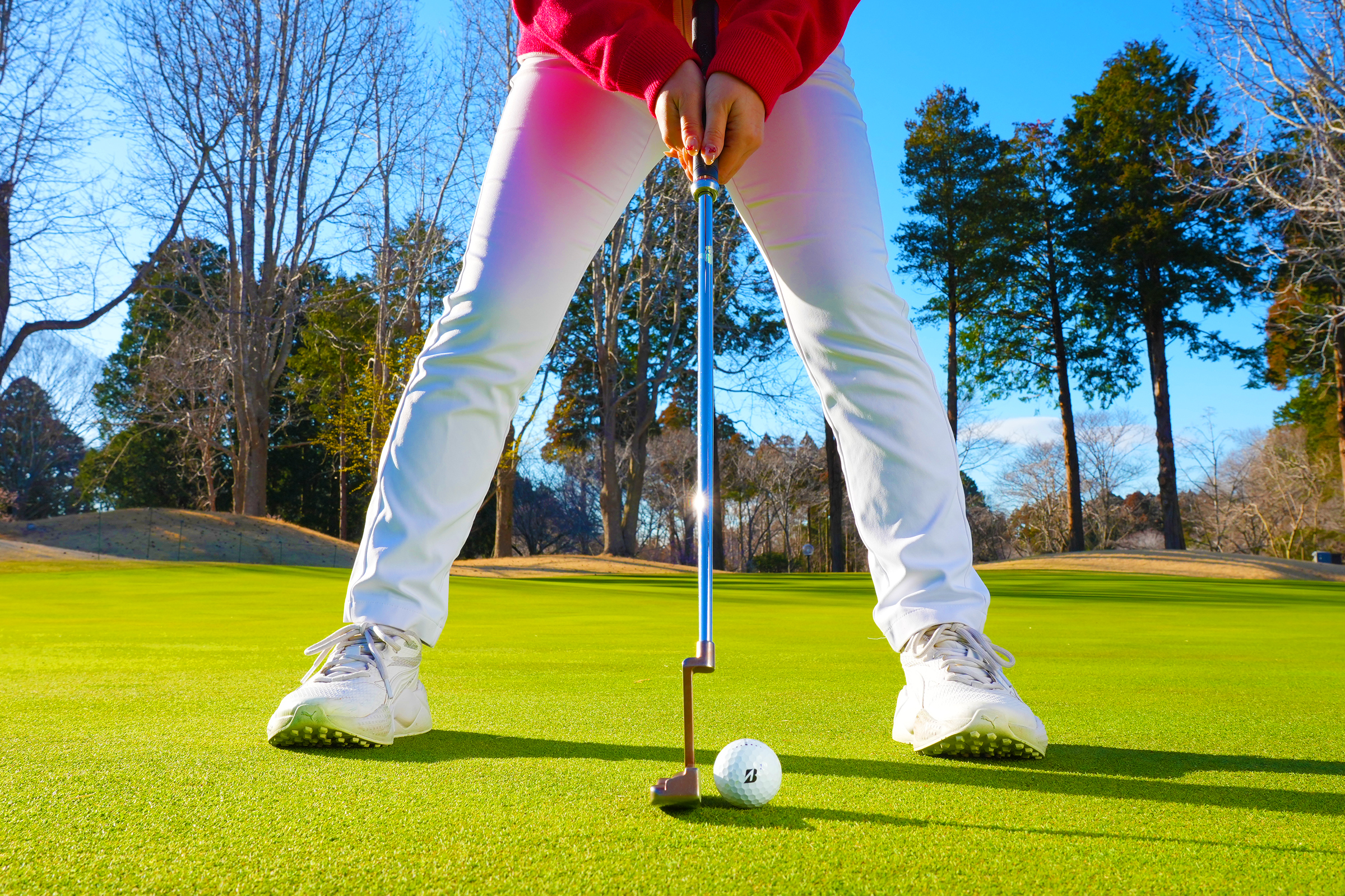 下りパットはお尻を突き出して！ ソフトに押し出してジャストタッチ♪ 平塚新夢