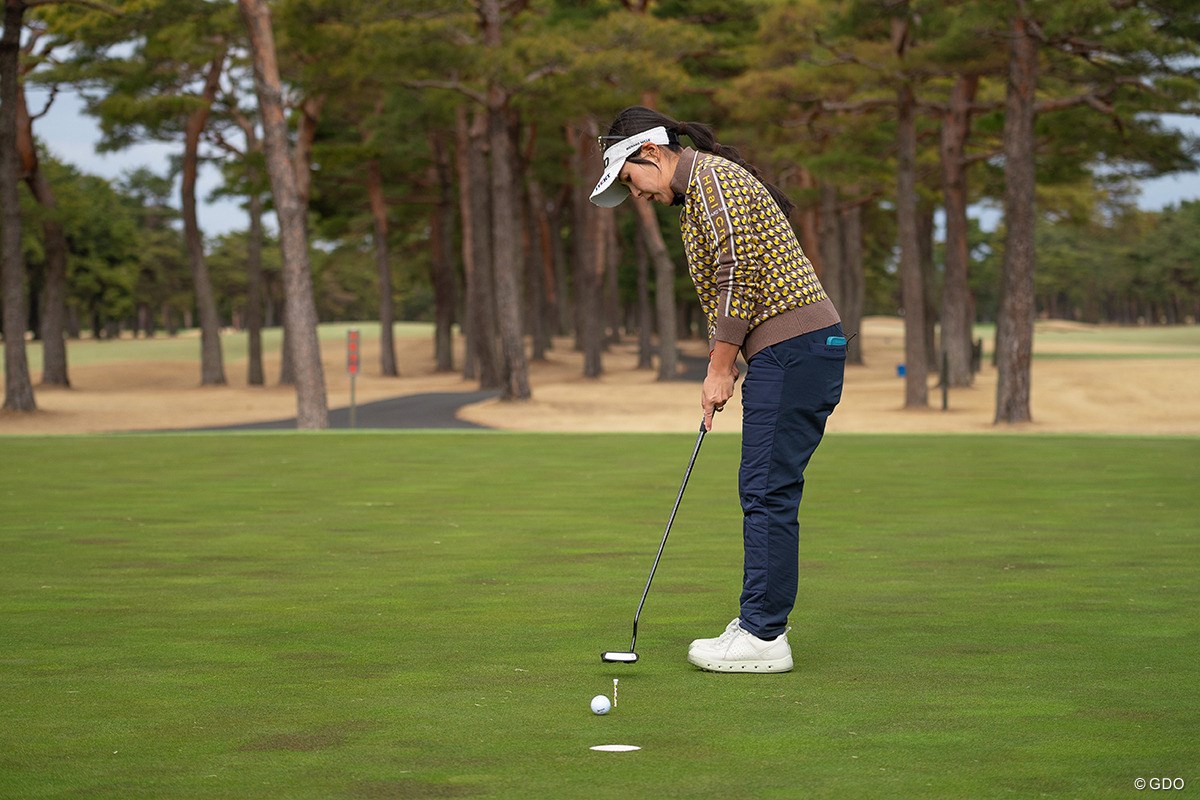 「カップを外す練習」できていますか？切れるラインの鉄板メニュー【青木瀬令奈のThe Putting World#10】 カップ方向に戻ってくる
