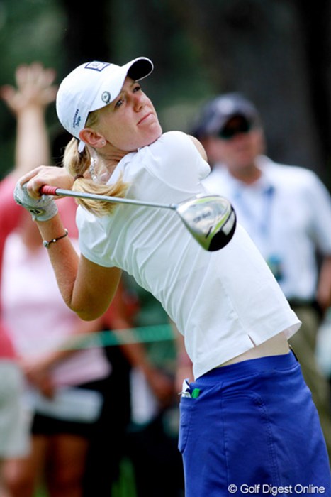 ノースダコタ州出身の19歳。ノーズダコタステート大学ゴルフ部。1Rは－2でプレーし一時トップに立った。＋4で予選通過 2011年 全米女子オープン 3日目 エイミー・アンダーソン