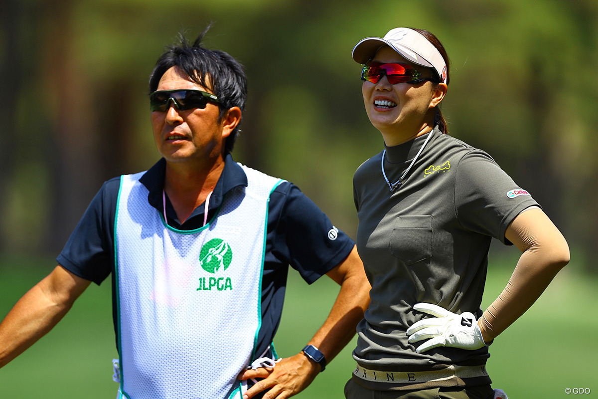 国内メジャー初戦で33歳・福山恵梨が7年ぶり首位発進 前年惜敗の40歳・藤田さいき2打差2位