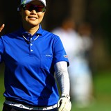 「耐えて耐えて」33歳・福山恵梨が首位で最終日へ 通算アンダーパーはゼロに