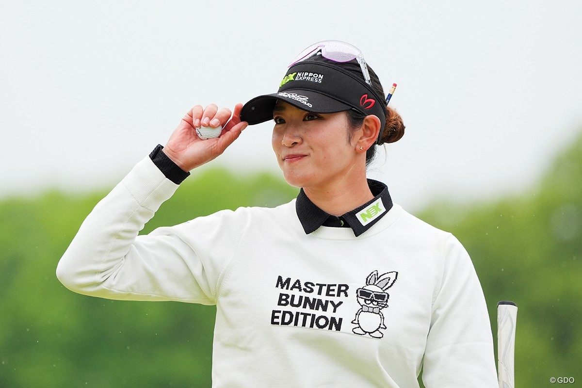 原英莉花が12位に浮上 西郷真央16位 ティティクルが今季2勝目へ2打リード