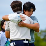 レフティゆえのトラブルショットも完璧に 細野勇策は「左打ちを背負って」プロゴルファー日本一
