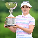 河本結が吉澤柚月とのプレーオフ制して今季2勝目 ホールインワンで800万円獲得の政田夢乃は6位