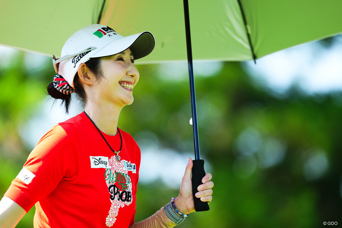天気のいい日は笑顔が一番 2026年 宮里藍サントリーレディスオープンゴルフトーナメント 2日目 ペ・ソンウ