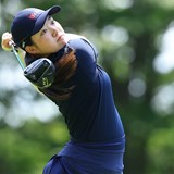 岩永杏奈が1年前の雪辱へ首位浮上 廣吉優梨菜と並走で最終日へ/日本女子アマ