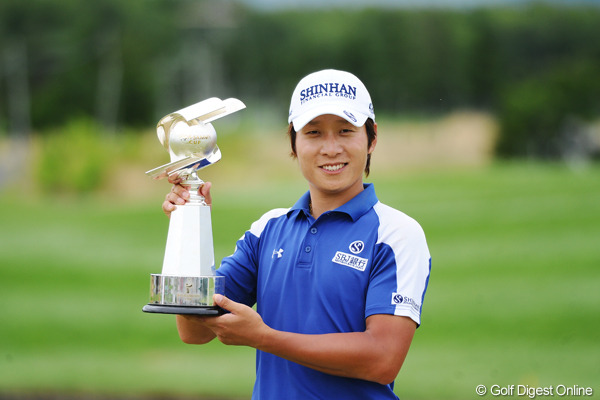 キム･キョンテが今季初優勝！遼は届かず2位