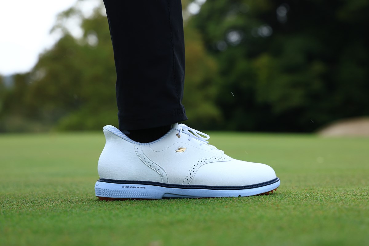 2026春夏 新作ゴルフシューズ試し履きレポート スケッチャーズ GO GOLF PRESTIGE SL 1年間の防水保証付き