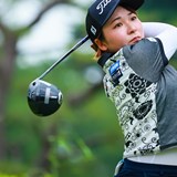 146cmの“1番小さいゴルファー”大須賀望が初の優勝争い 同学年で仲良しの山下美夢有を目指して