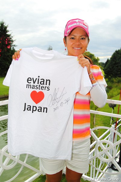 2011年 エビアンマスターズ 最終日 宮里藍 宮里藍からサイン入りチャリティTシャツを1名様にプレゼント！