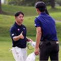 勝敗を超えて健闘をたたえ合う選手たち。世界基準の人間力もJGAナショナルチームの育成テーマのひとつ