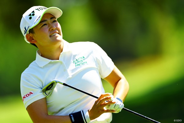 岩井明愛がフランスで行われる女子メジャーで単独首位発進した