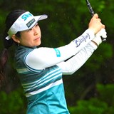 「かみ合って怖い」仲宗根澄香が4打差首位 プロ2年目の神谷桃歌ら2位