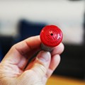 グリップエンドに内蔵されている「コアコントロール」