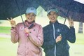 桑木志帆は仲良しの吉澤柚月（右）と練習ラウンドをともにした