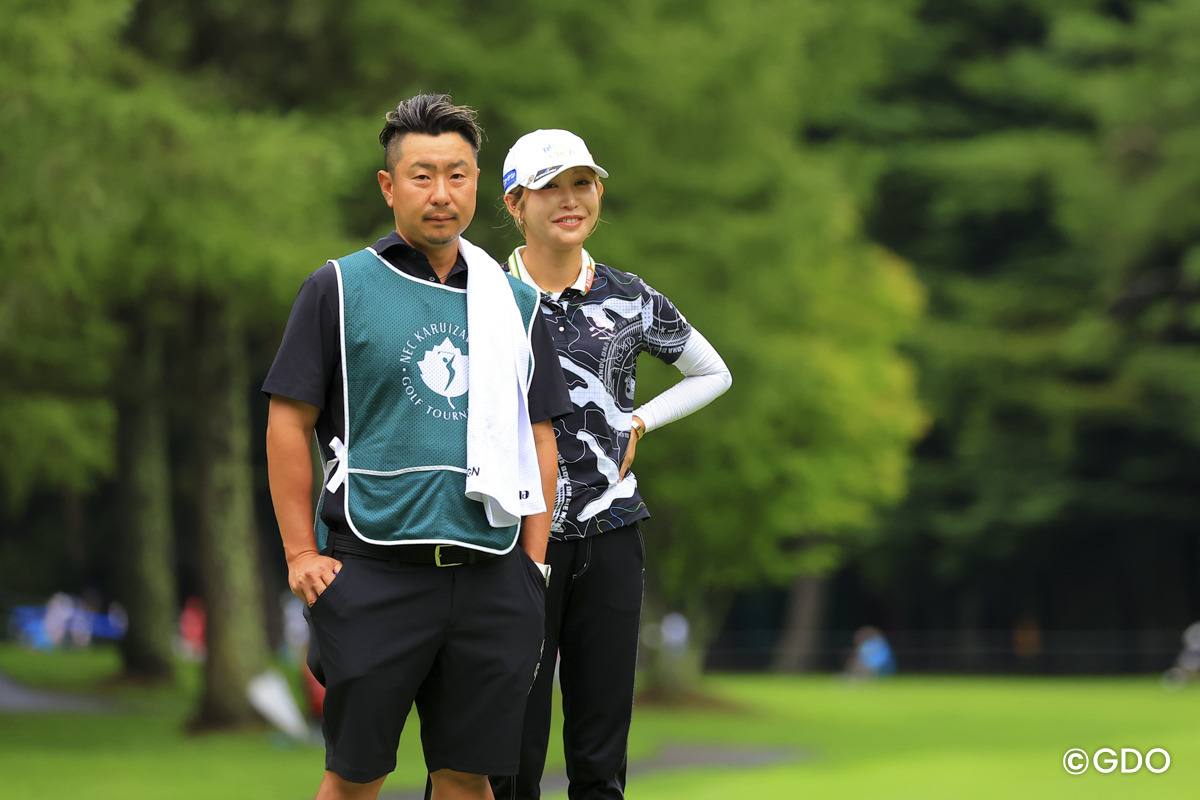 ホステスプロの安田祐香がコース記録タイ「61」で単独首位発進 桑木志帆は60位