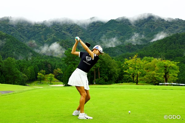 2026年 ゴルフ5レディスプロゴルフトーナメント 初日 金田久美子 大好きだったパパとの思い出がある