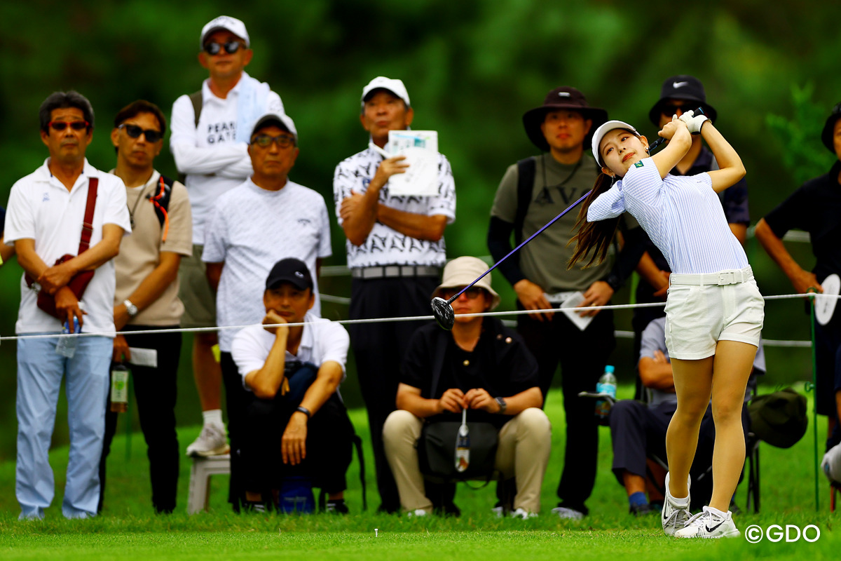 強振 2026年 ソニー日本女子プロゴルフ選手権大会 初日 吉田鈴