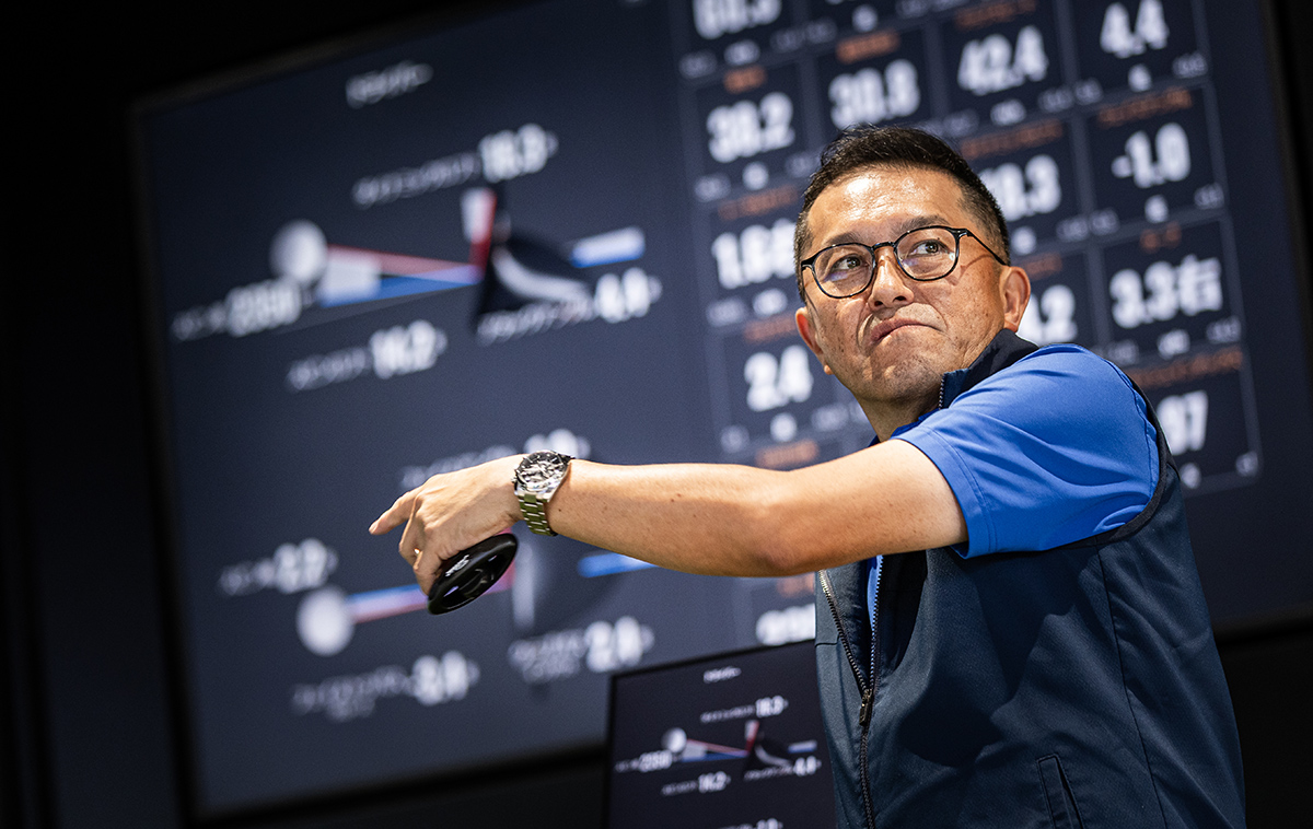 井上氏のフィッティングの極意を勉強させていただきました