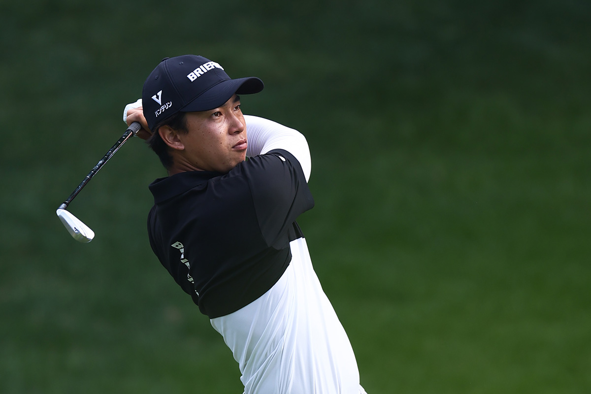 マイケル・キム連覇へ首位発進 桂川有人が31位