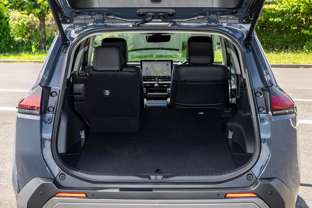 キャディバッグ積載量調査 後席を全て倒した状態