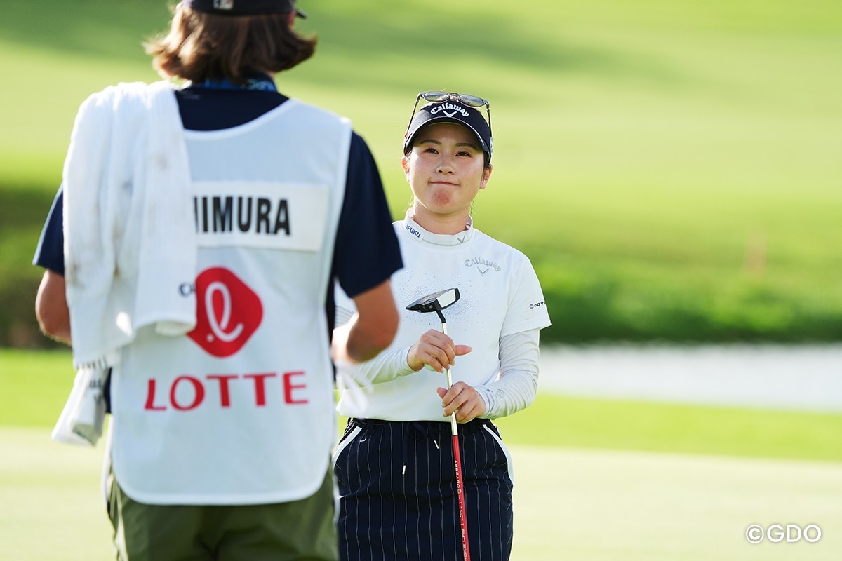 1番でバーディスタートを決めて笑顔 2026年 ロッテ選手権 初日 西村優菜