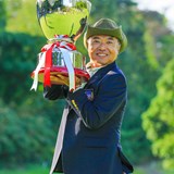 片山晋呉が逆転で今季初優勝 宮本勝昌は連覇&3連勝ならず
