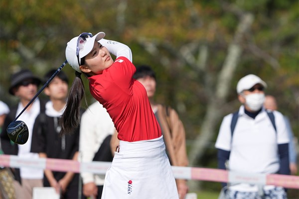 Audi x JGA 2026年愛知・名古屋アジア競技大会でプレーする新地真美夏。前回大会では女子チーム最年少だったが、今回はチームを引っ張る立場として世界の舞台に挑んだ