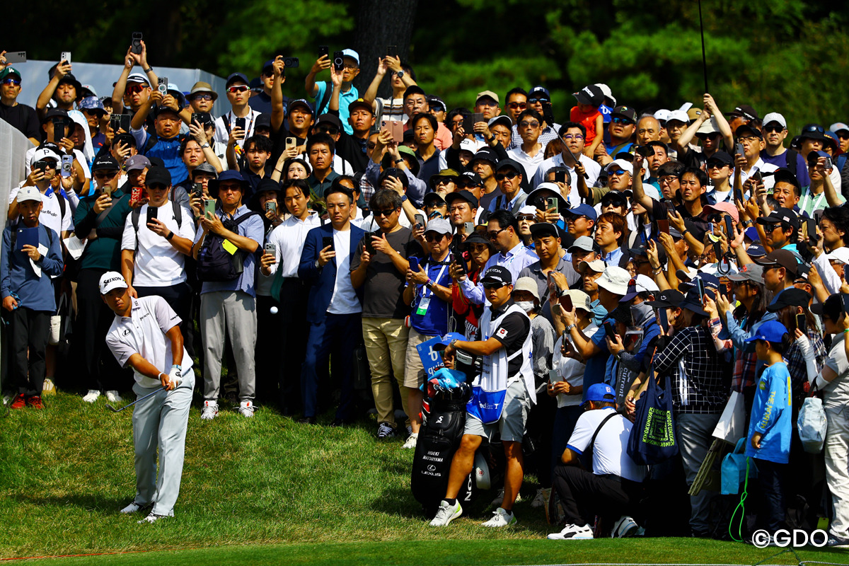 前半16番でグリーン左からアプローチ 2026年 ベイカレントクラシック Presented by レクサス 2日目 松山英樹