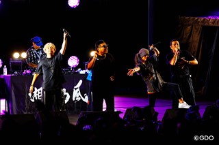 “湘南乃風”がPGAツアーにやってきた 土曜日はコースで花火大会