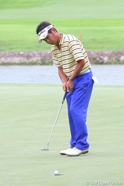2011年 関西オープンゴルフ選手権競技 2日目 池田勇太 最終9番は池ポチャしてもこのパットを決めてパーフィニッシュ