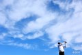 大空の下で